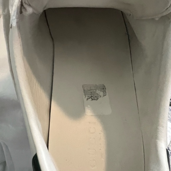 Gucci Ace Embroidered Arrow White/Red/Green Size 37 (7 US) - Picture 5 of 11